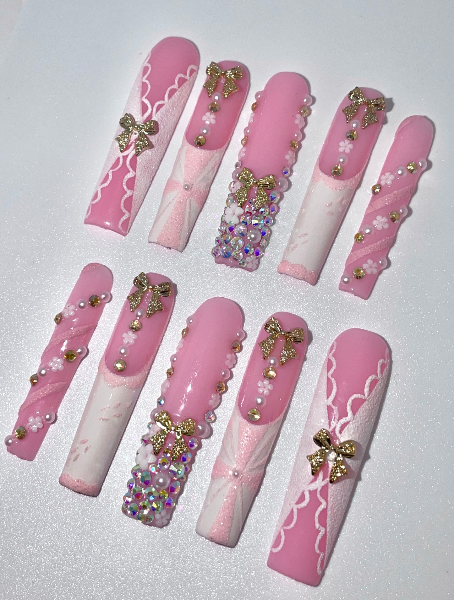 10pcs Handmade Coffin Press-On Nails – Rhinestone Artificial Gems Bow & Butterfly Design - Coffin Set