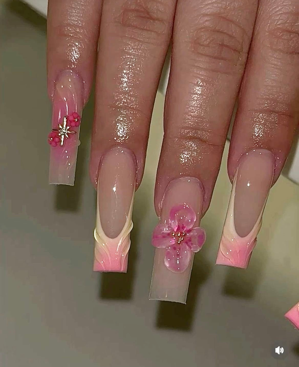 10pcs Handmade Coffin Press-On Nails Short – Floral 3D Artificial Gems Bow & Pink Design - Coffin Set